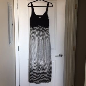 Black and white maxi dress